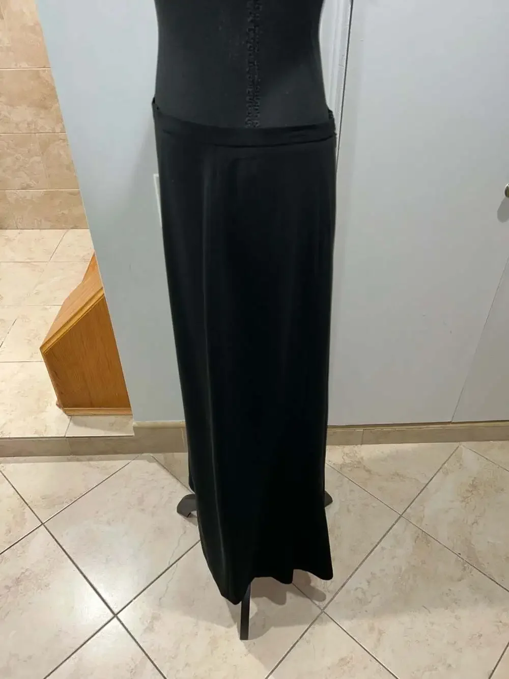 Jones New York Maxi Skirt Size 8 Black Long Solid Formal